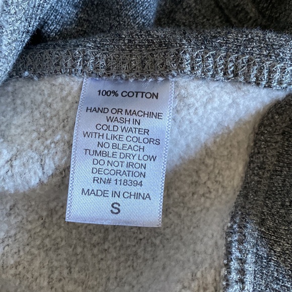 Vintage Sportiqe Ghost SweatShirt - Picture 7 of 7